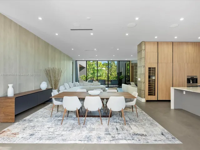 $5,149,000 | 871 Northeast 83rd Street, Miami, FL 33138