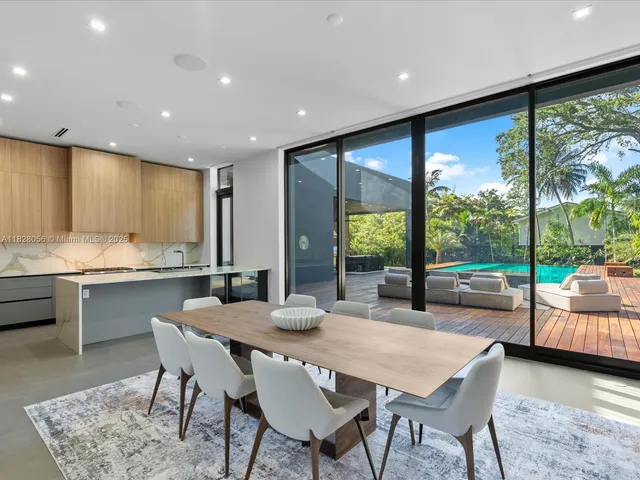 $5,149,000 | 871 Northeast 83rd Street, Miami, FL 33138