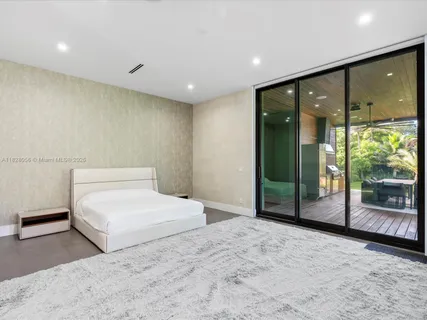 $5,149,000 | 871 Northeast 83rd Street, Miami, FL 33138