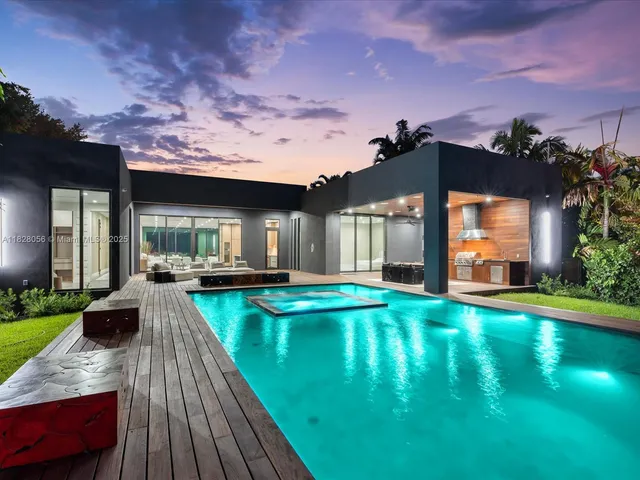 $5,149,000 | 871 Northeast 83rd Street, Miami, FL 33138