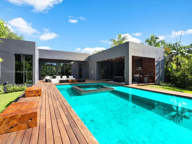 $5,149,000 | 871 Northeast 83rd Street, Miami, FL 33138