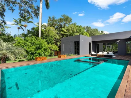 $5,149,000 | 871 Northeast 83rd Street, Miami, FL 33138