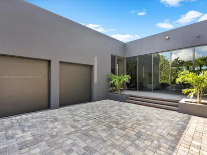 $5,149,000 | 871 Northeast 83rd Street, Miami, FL 33138