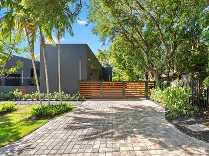$5,149,000 | 871 Northeast 83rd Street, Miami, FL 33138