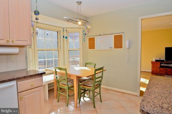 7701 Lear Road McLean, VA 22102 - Photo 3 of 30 Kitchen