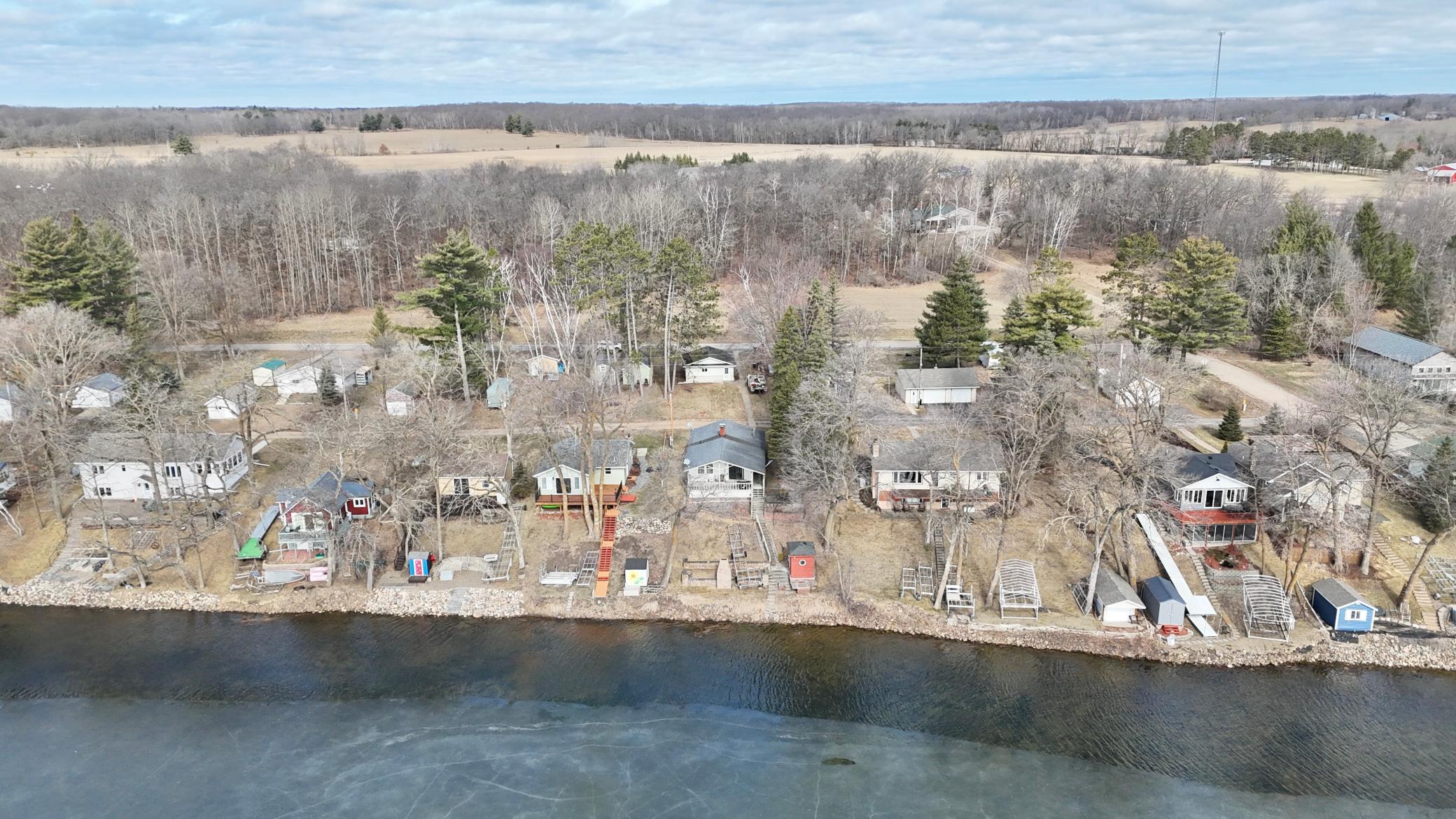 8818 Mogensen Shores Road Brainerd, MN 56401 - Photo 4 of 32