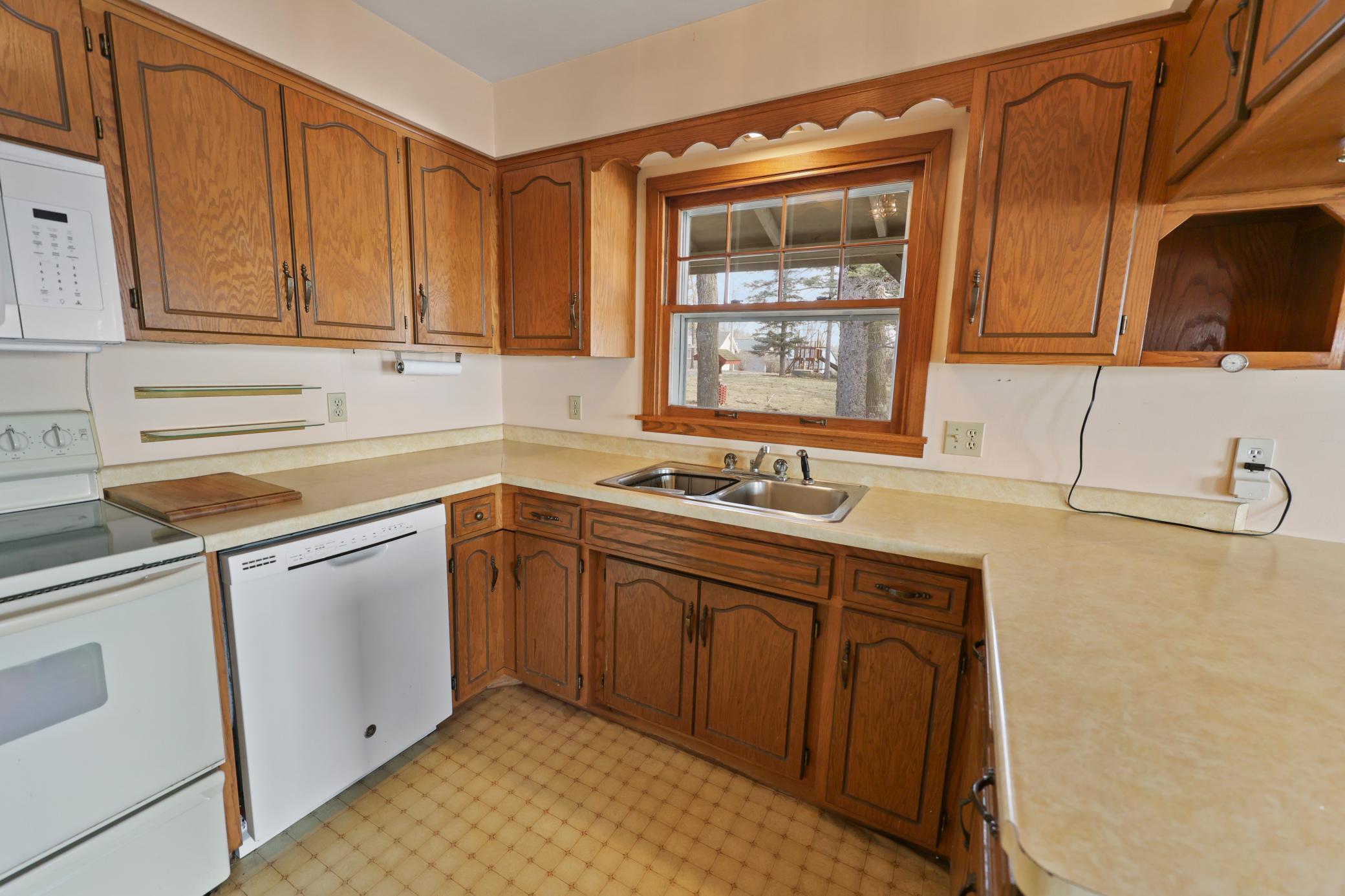 8818 Mogensen Shores Road Brainerd, MN 56401 - Photo 10 of 32