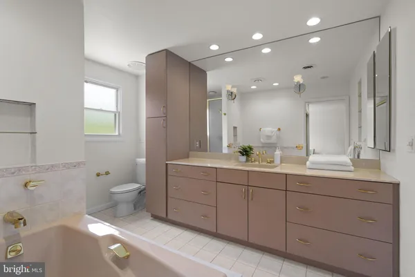 $895,000 | 3135 Anchorage Drive, Annapolis, MD 21403