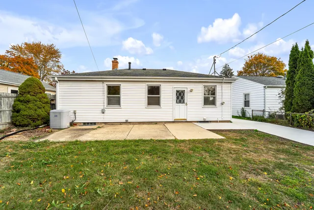 $244,900 | 3410 5th Avenue, Racine, WI 53402