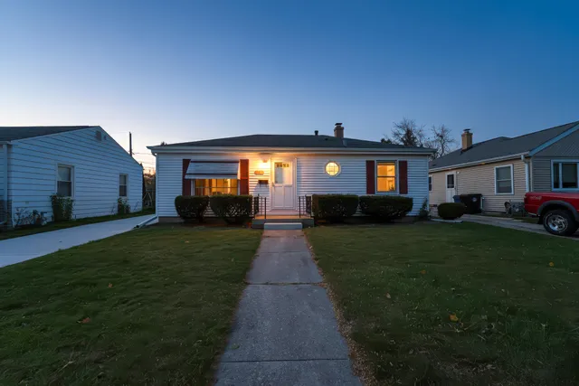 $244,900 | 3410 5th Avenue, Racine, WI 53402