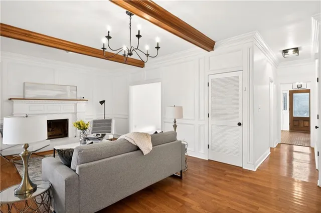 $799,900 | 140 Derby Forest Court, Roswell, GA 30076