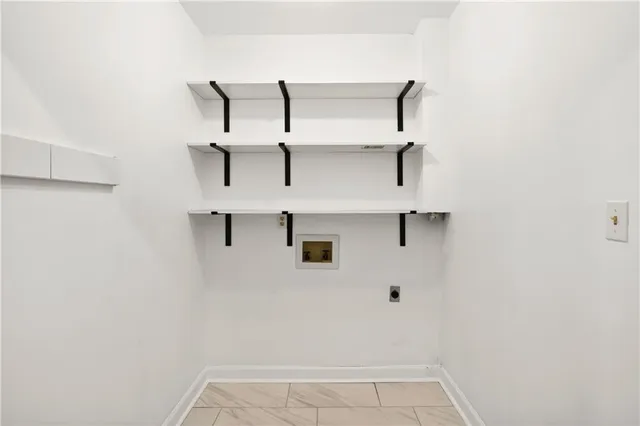 $799,900 | 140 Derby Forest Court, Roswell, GA 30076