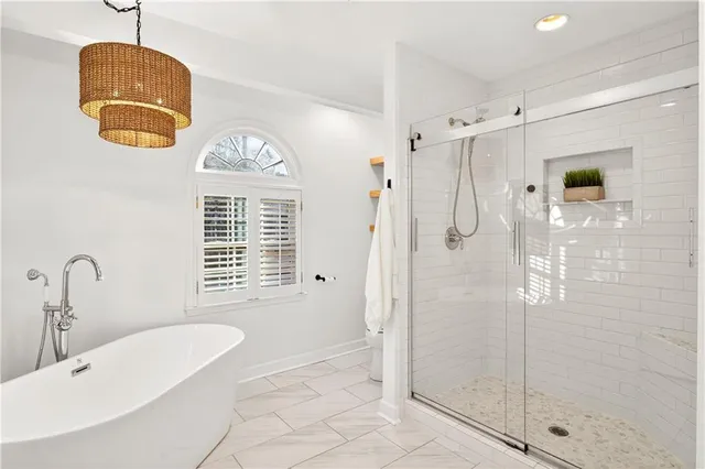 $799,900 | 140 Derby Forest Court, Roswell, GA 30076