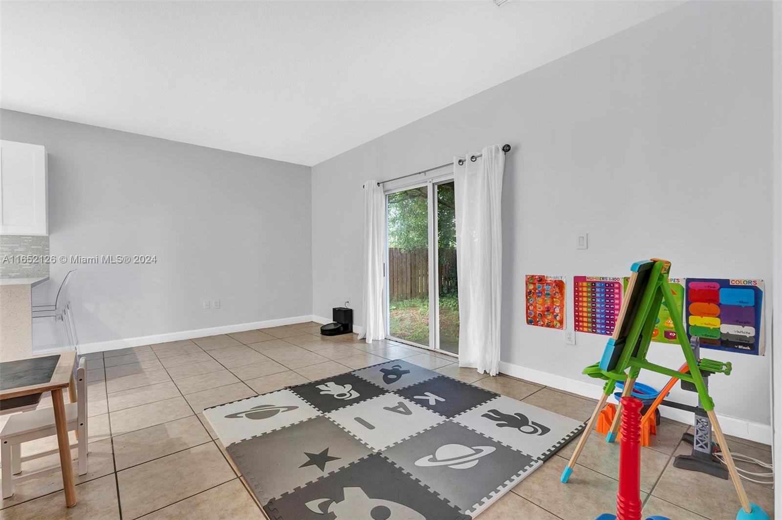 2905 Northeast 4th Street Homestead, FL 33033 - Photo 14 of 47