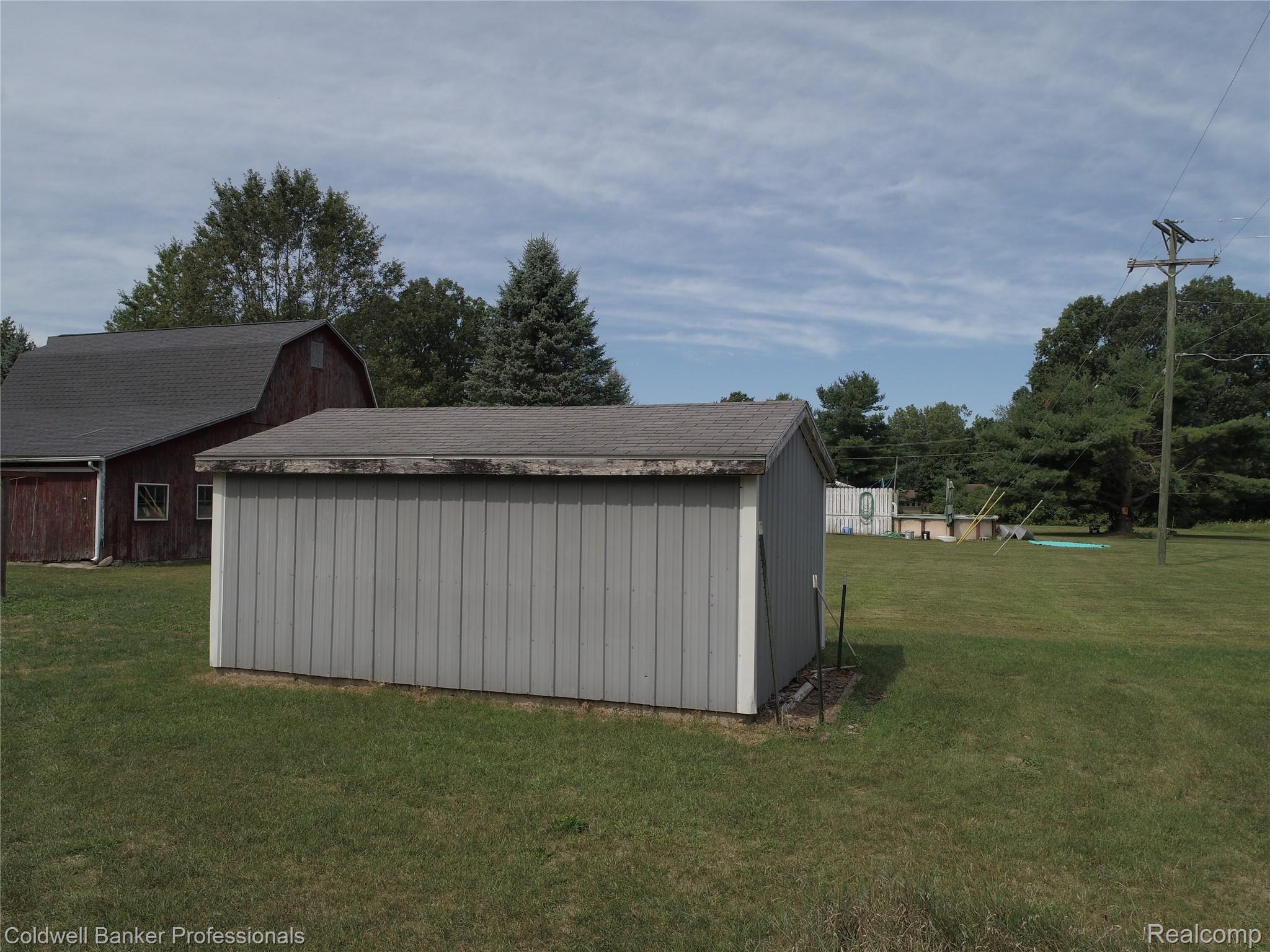 1845 Peppermill Road Lapeer, MI 48446 - Photo 18 of 61 DJI_0476.JPG