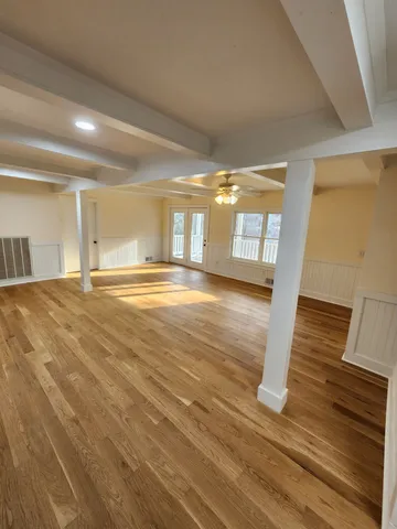 $850,000 | 440 Deer Creek Road, Linden, TN 37096