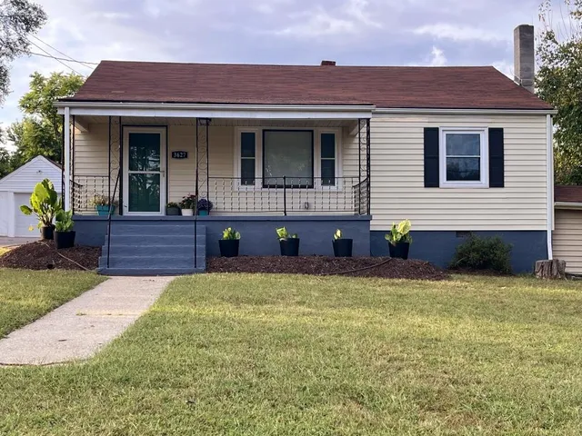 $234,000 | 3627 Lilac Avenue Northwest, Roanoke, VA 24017