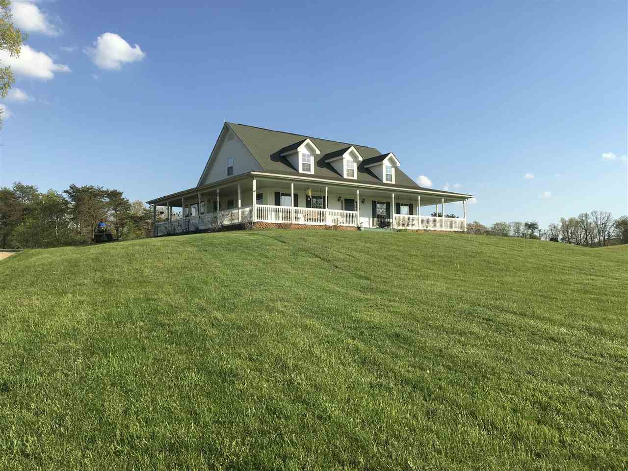 523 Wallace Road Fraziers Bottom, WV 25082 - Photo 1 of 31 Gallery Image 1