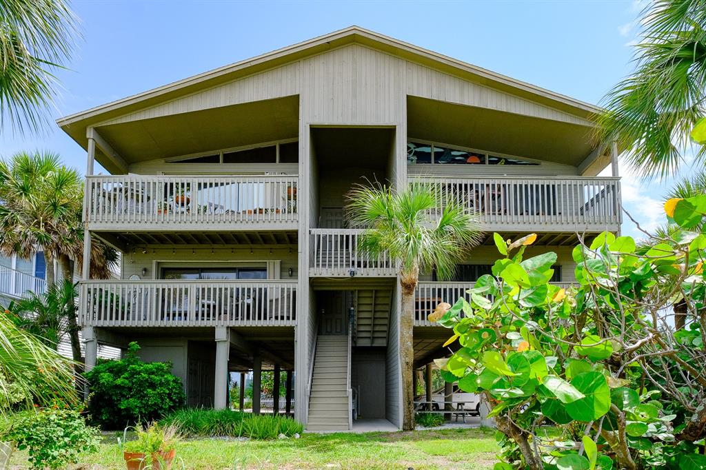 300 3rd Avenue, Unit 102 Indian Rocks Beach, FL 33785 - Photo 1 of 1 Gallery Image 1