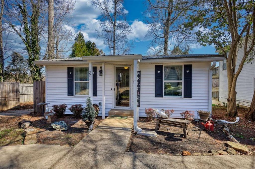 191 Cherokee Drive Jackson, GA 30233 - Photo 2 of 48