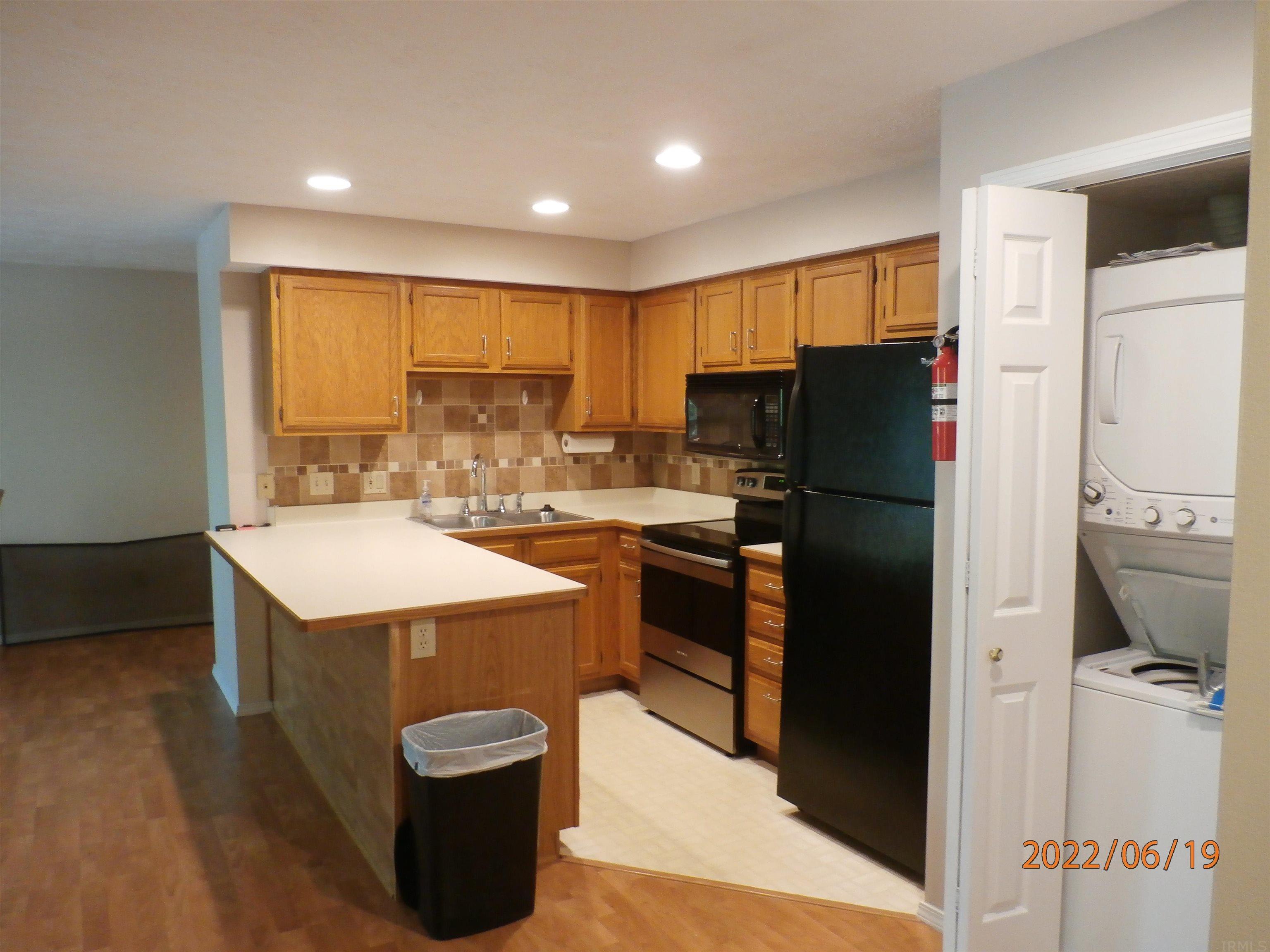 1368 South College Mall Road, Unit I4 Bloomington, IN 47401 - Photo 17 of 20 Gallery Image 17