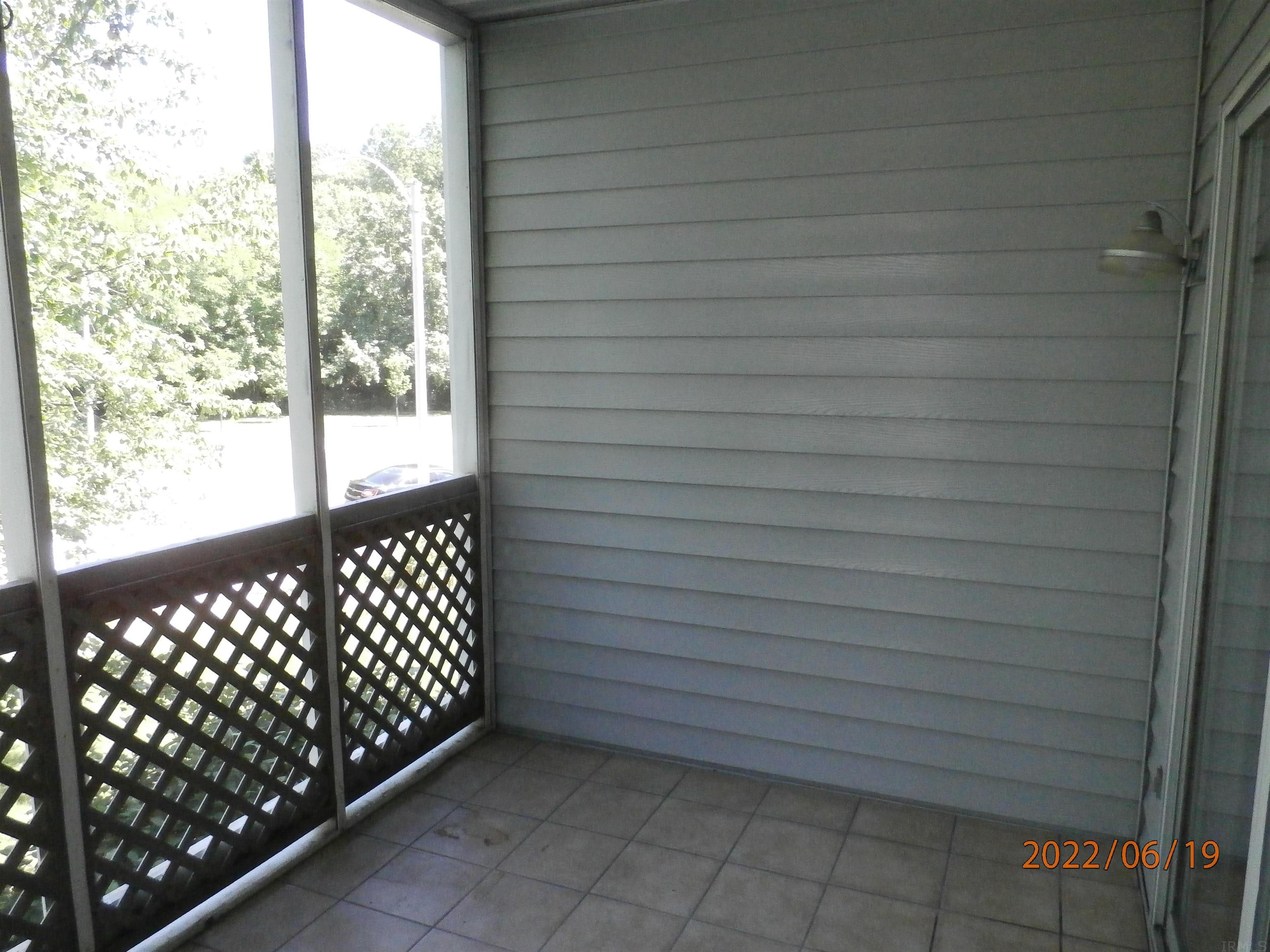 1368 South College Mall Road, Unit I4 Bloomington, IN 47401 - Photo 18 of 20 Gallery Image 18