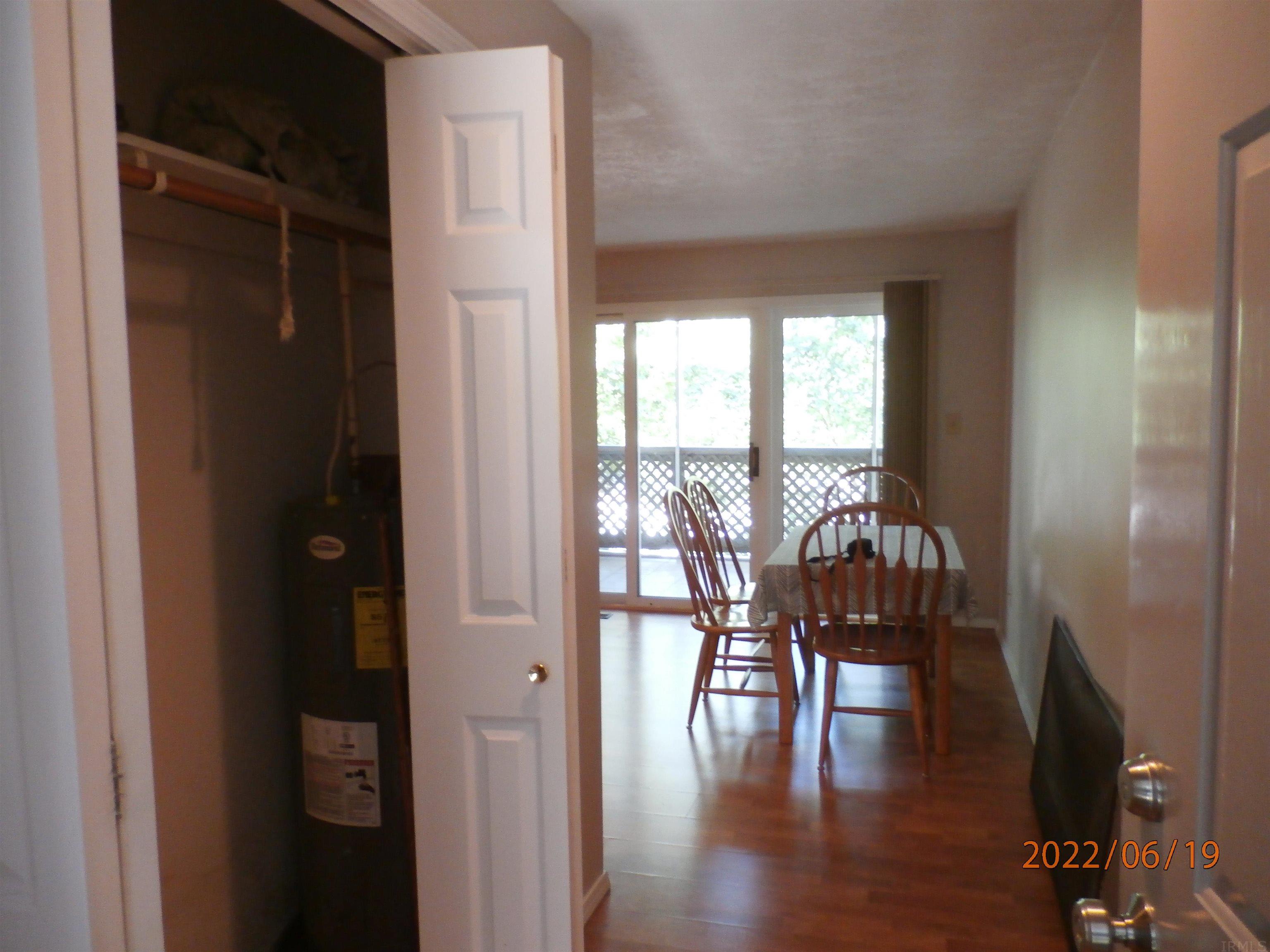 1368 South College Mall Road, Unit I4 Bloomington, IN 47401 - Photo 4 of 20 Gallery Image 4