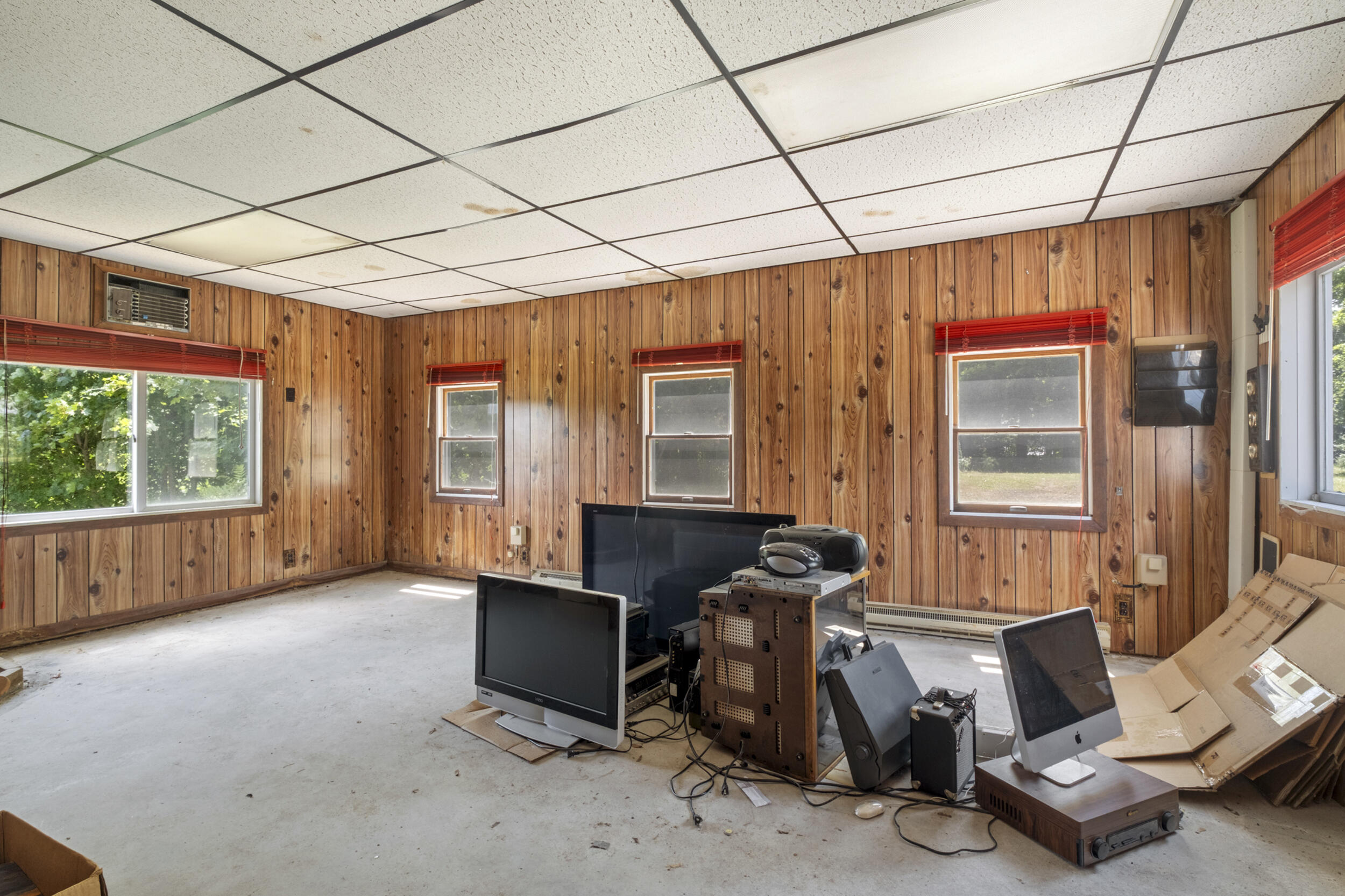 142 Windsor Road China, ME 04358 - Photo 34 of 46 142_windsor_rd-30