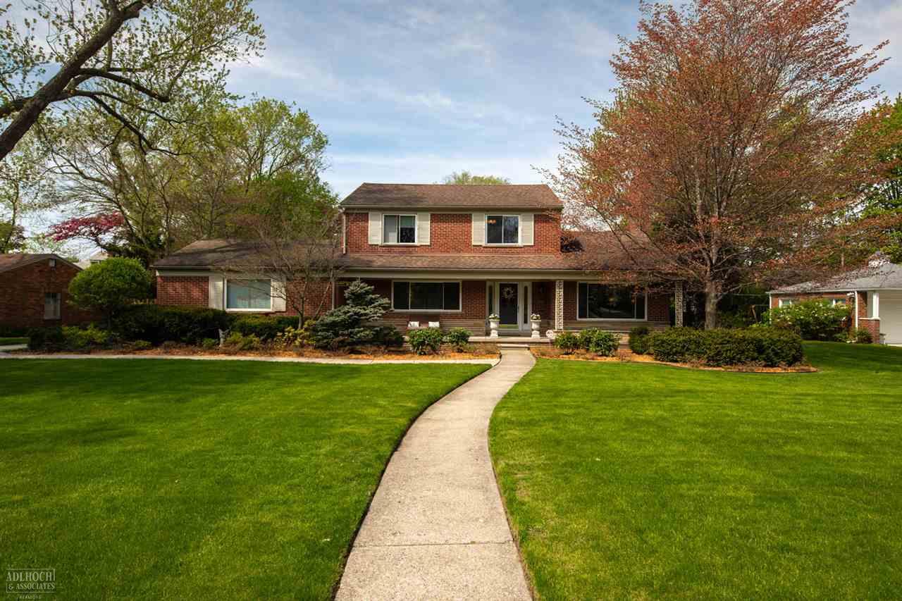 1059 Devonshire Road Grosse Pointe Park, MI 48230 - Photo 2 of 39