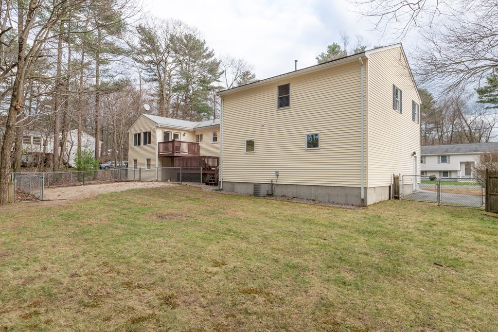 34 Barton Road Foxboro, MA 02035 - Photo 31 of 33 Gallery Image 31