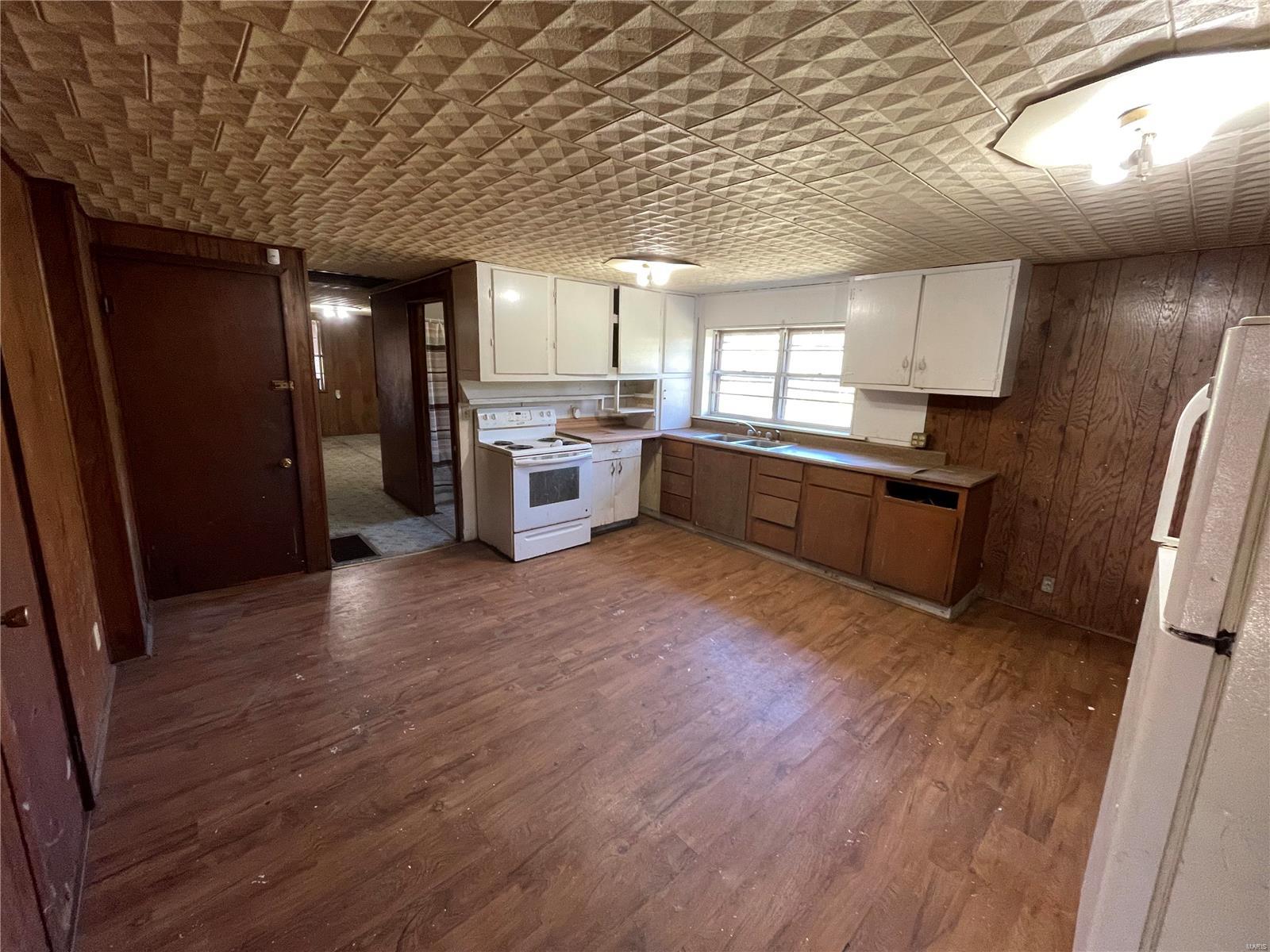 1526 Pendleton Road Farmington, MO 63640 - Photo 16 of 43