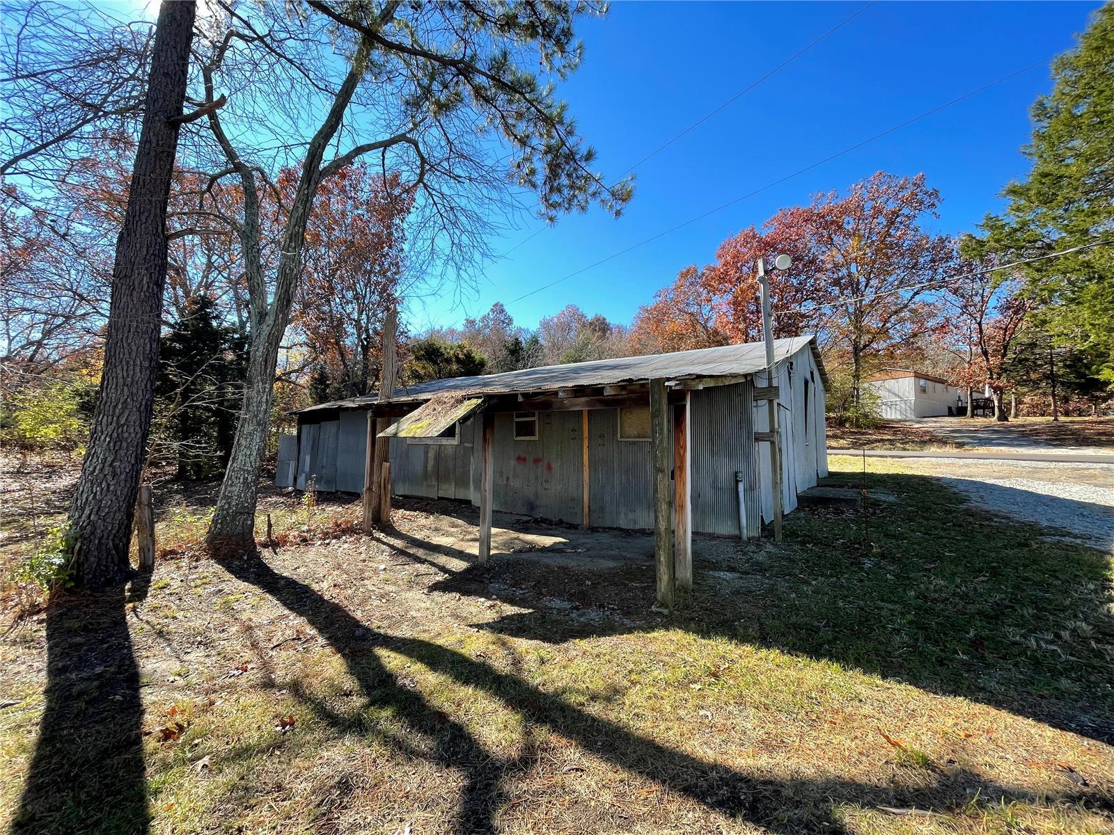 1526 Pendleton Road Farmington, MO 63640 - Photo 3 of 43