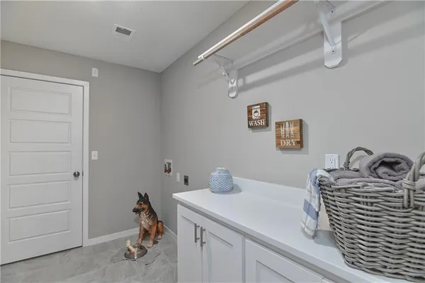 $669,950 | 6100 Barth Road, Shawnee, KS 66226
