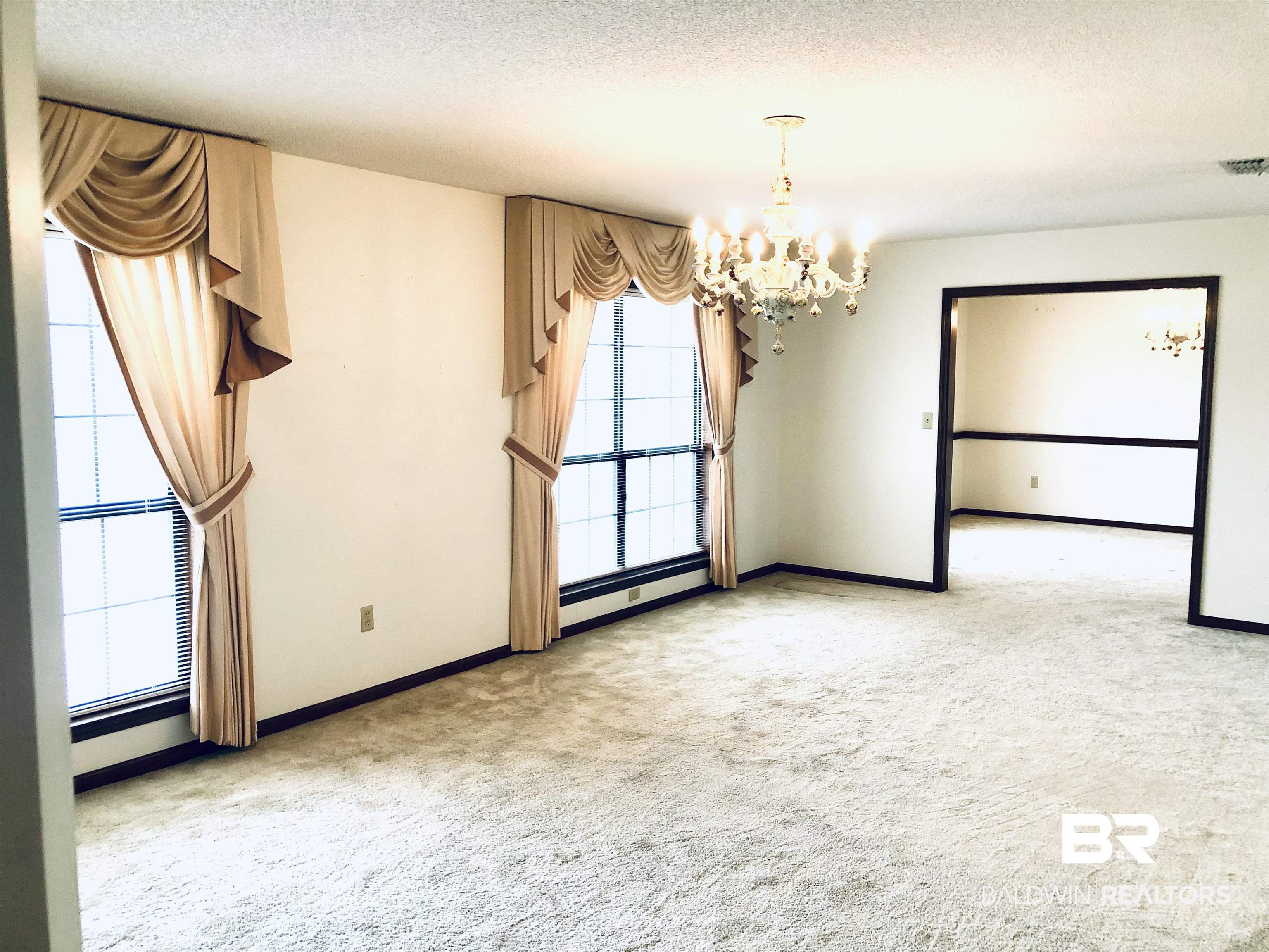 722 Horseshoe Road Brewton, AL 36426 - Photo 5 of 36 Living Room
