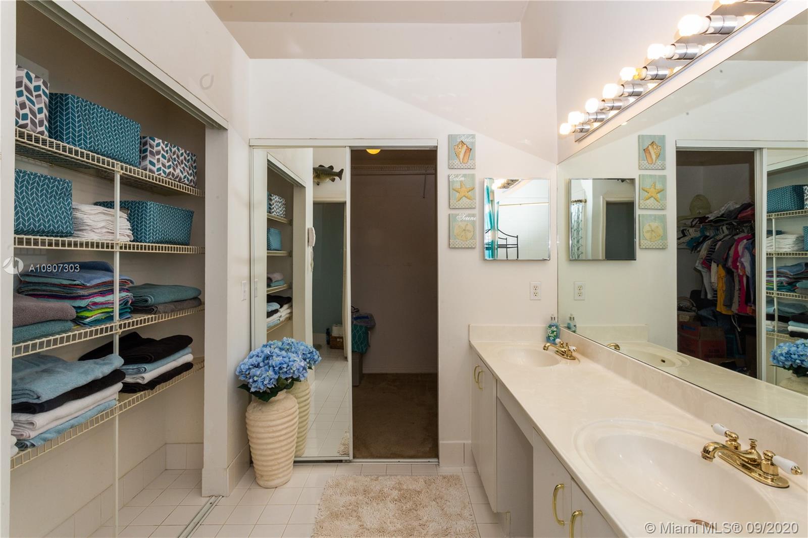 Flamingo Estates Miramar, FL 33027 - Photo 11 of 15