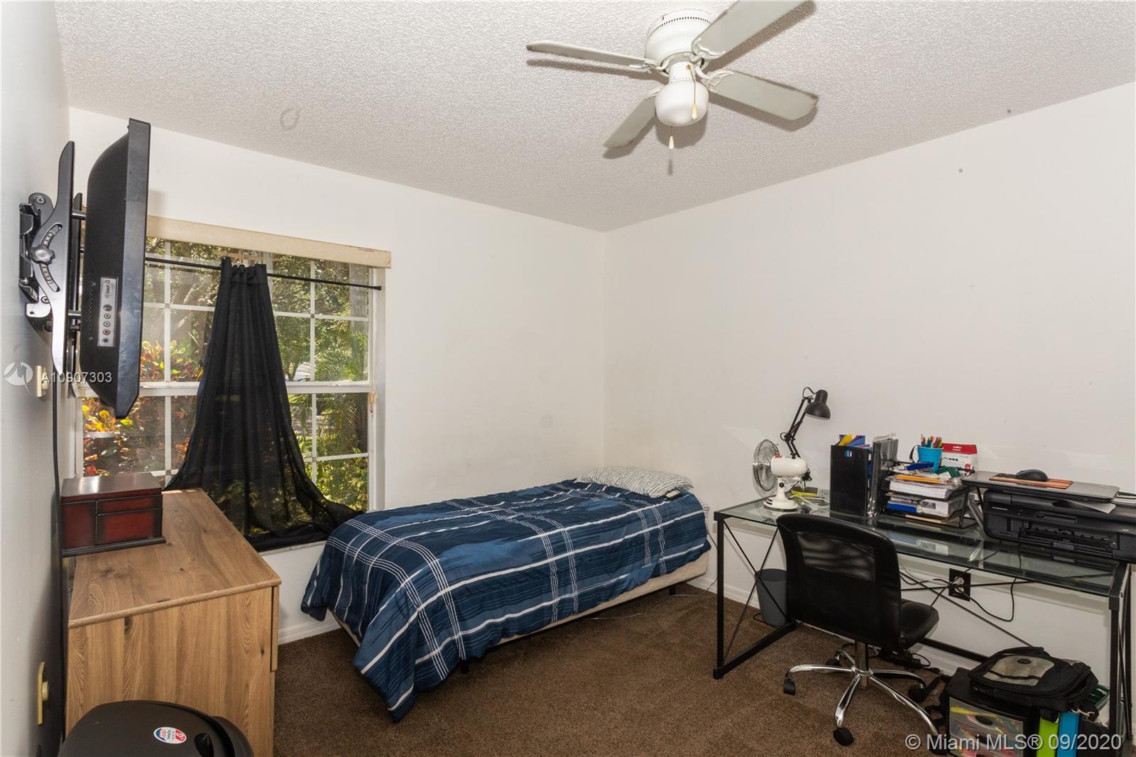 Flamingo Estates Miramar, FL 33027 - Photo 14 of 15