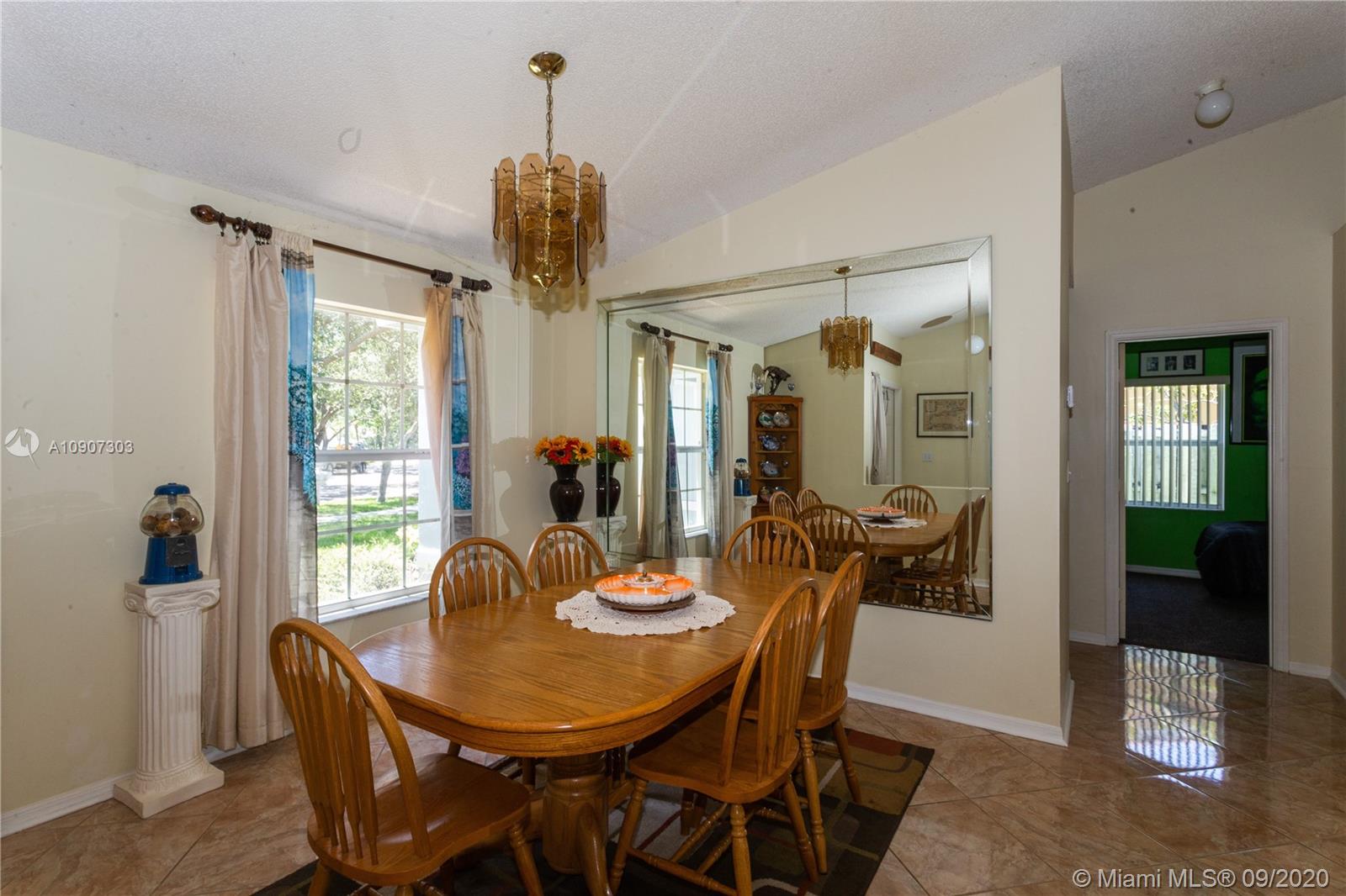 Flamingo Estates Miramar, FL 33027 - Photo 3 of 15