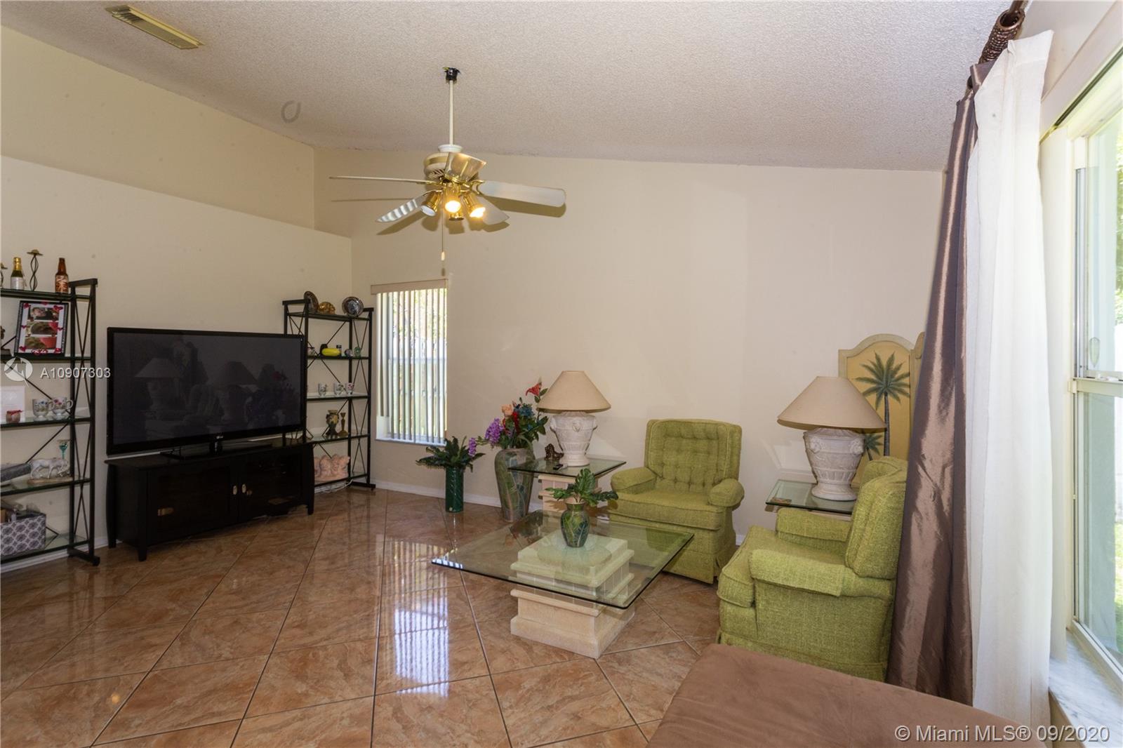 Flamingo Estates Miramar, FL 33027 - Photo 7 of 15