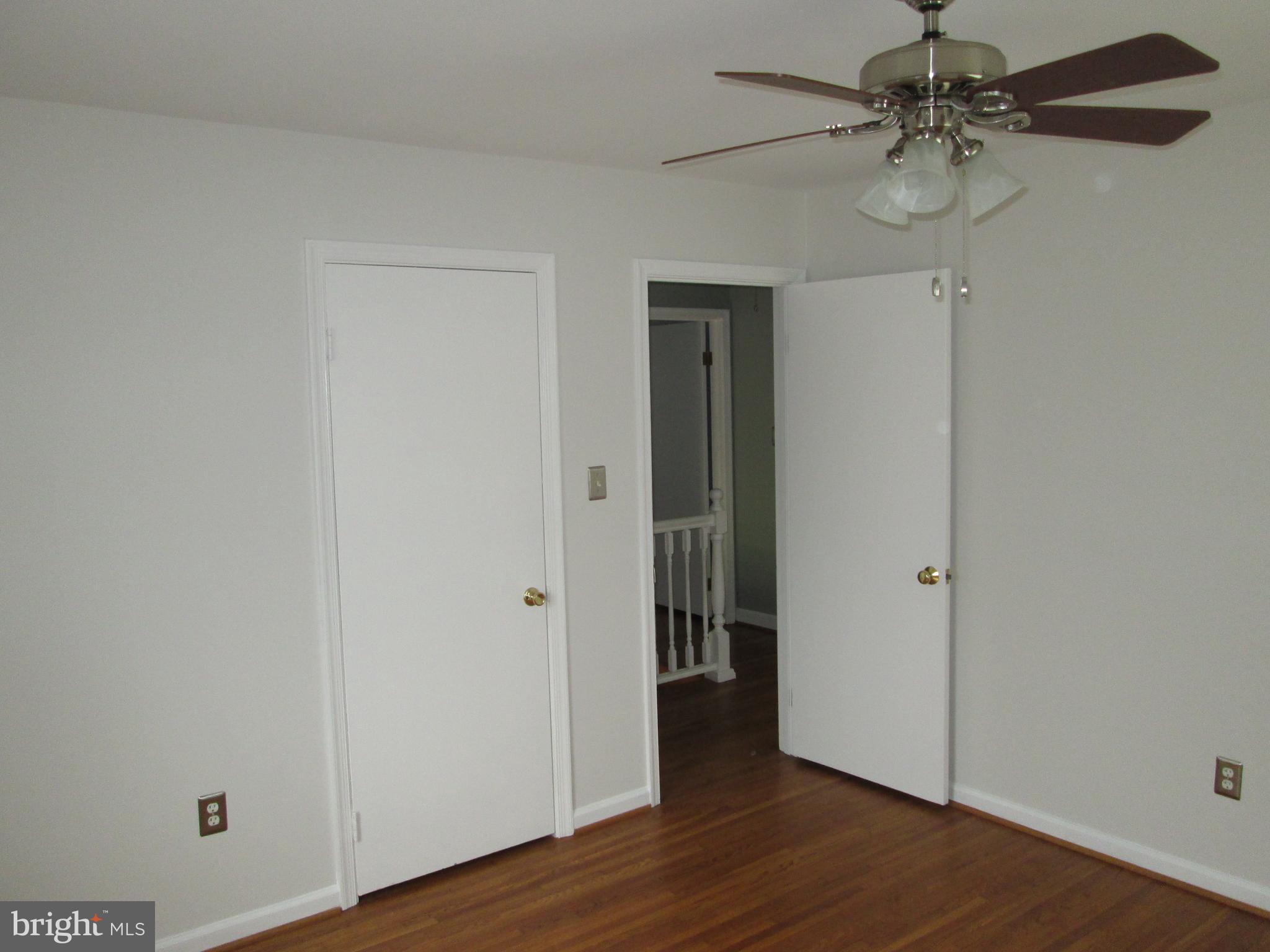 7401 Castle Road Manassas, VA 20109 - Photo 20 of 45 Front Bedroom Pic 3