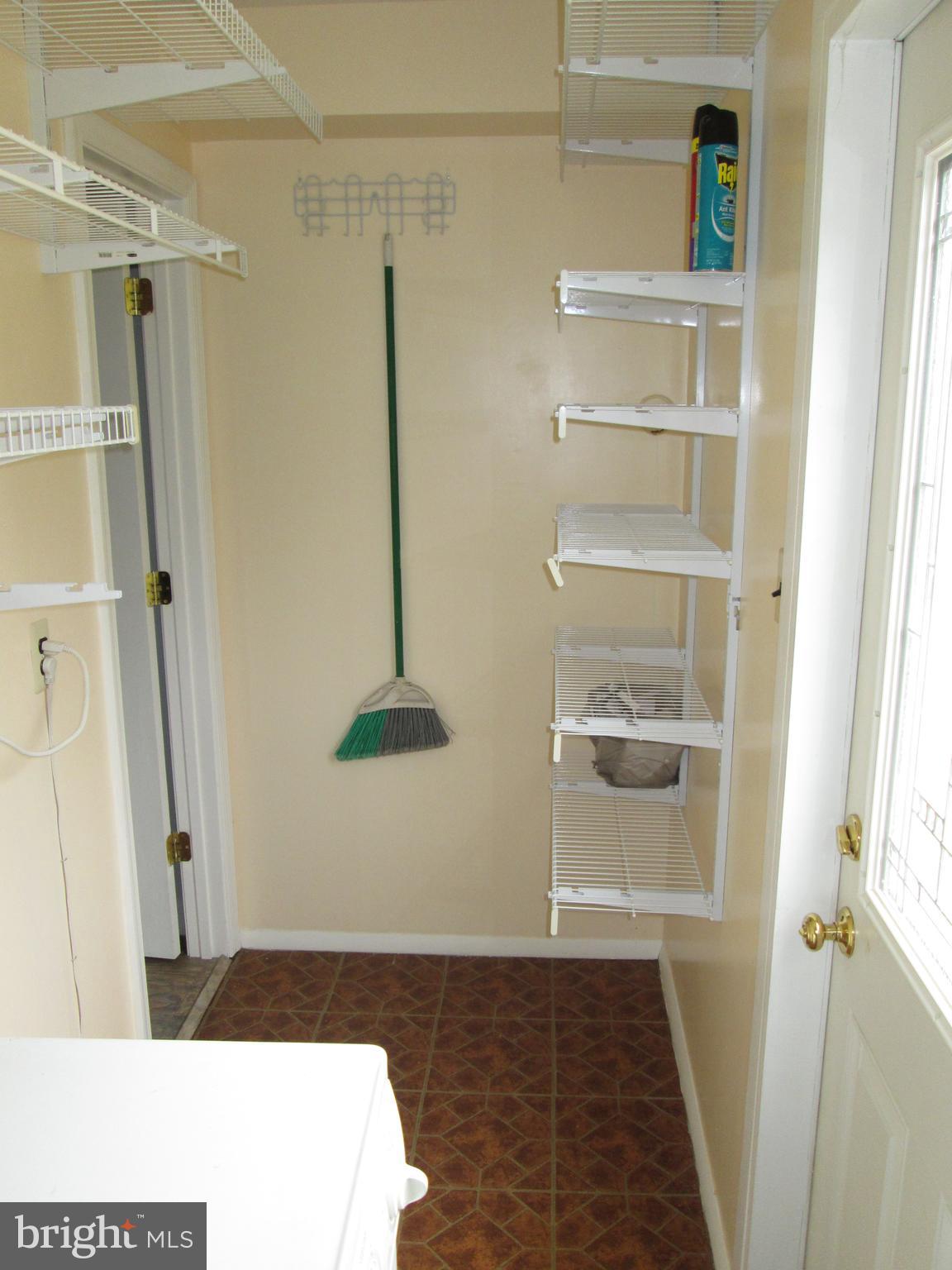 7401 Castle Road Manassas, VA 20109 - Photo 33 of 45 Laundry Room Pic 2