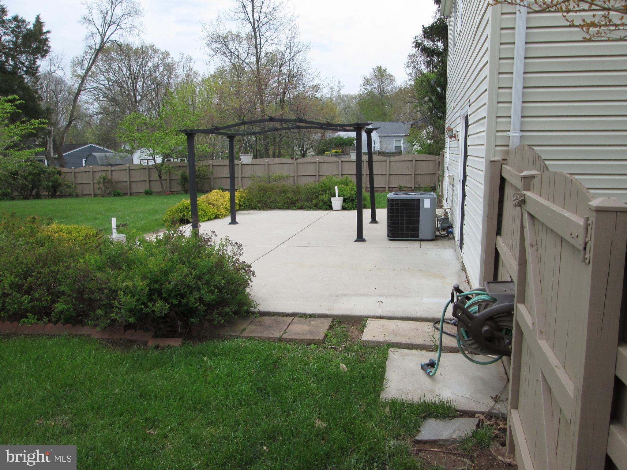 7401 Castle Road Manassas, VA 20109 - Photo 38 of 45 Back Yard Pic 5