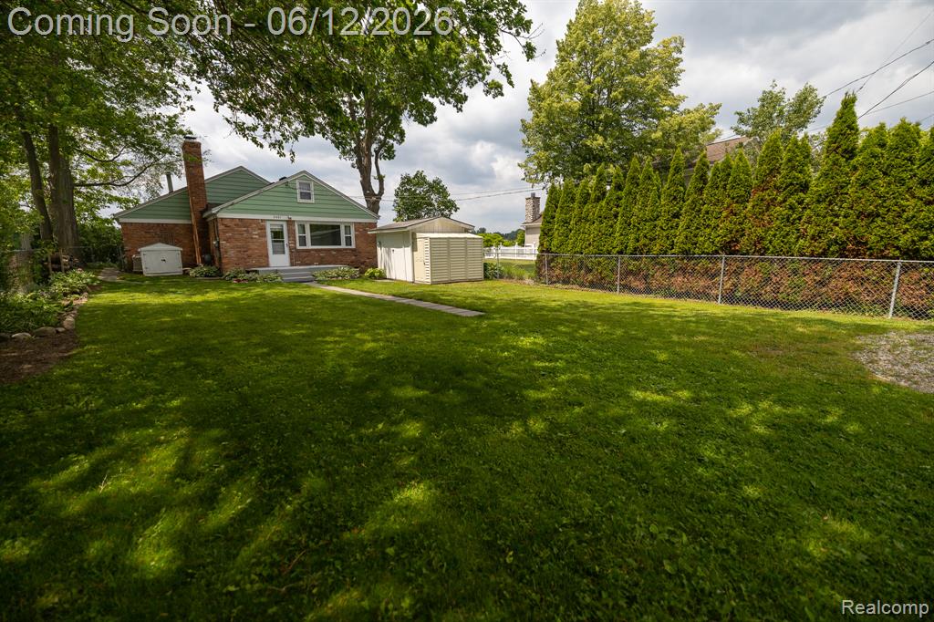 8691 Cooley Lake Road Commerce Township, MI 48382 - Photo 25 of 29