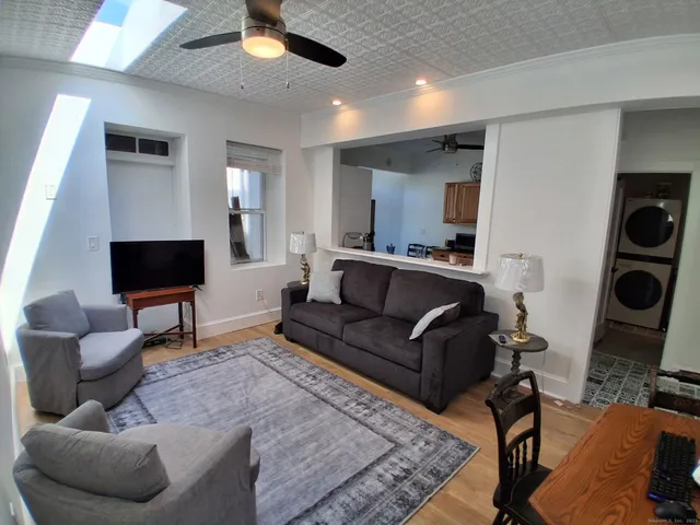 $4,950,000 | 117 Water Street, Stonington, CT 06378