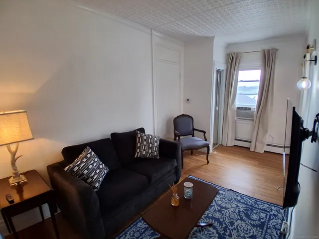 $4,950,000 | 117 Water Street, Stonington, CT 06378