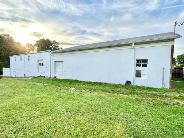 $725,000 | 6327 Blazing Star Drive, Archdale, NC 27263