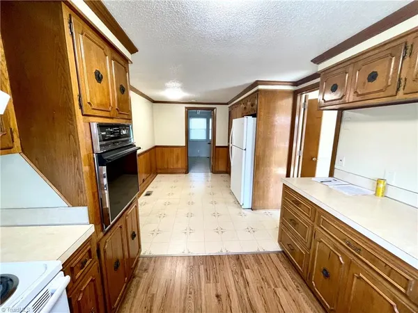 $725,000 | 6327 Blazing Star Drive, Archdale, NC 27263