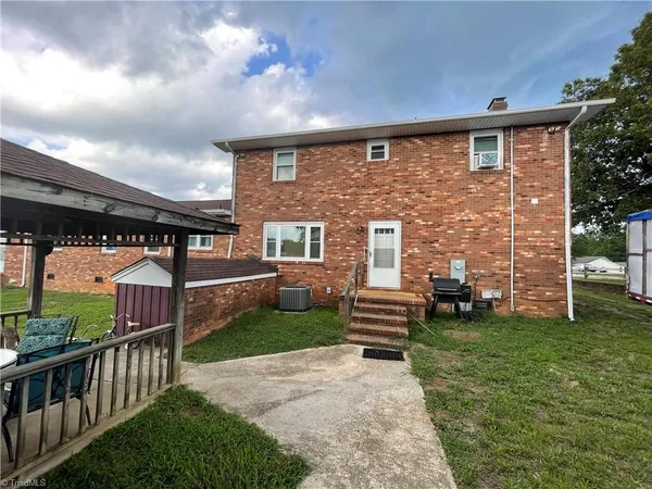 $725,000 | 6327 Blazing Star Drive, Archdale, NC 27263