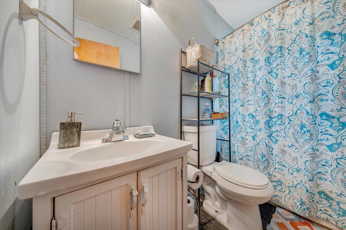 4943 Pomeroy Road Northwest Roanoke, VA 24017 - Photo 11 of 31 11-MIB07548