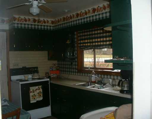 219 Holt Road Aliquippa, PA 15001 - Photo 5 of 8 Gallery Image 5