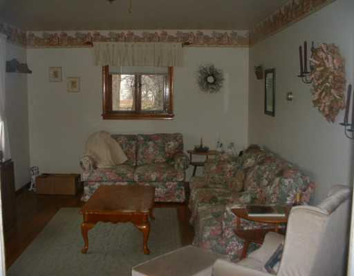 219 Holt Road Aliquippa, PA 15001 - Photo 6 of 8 Gallery Image 6